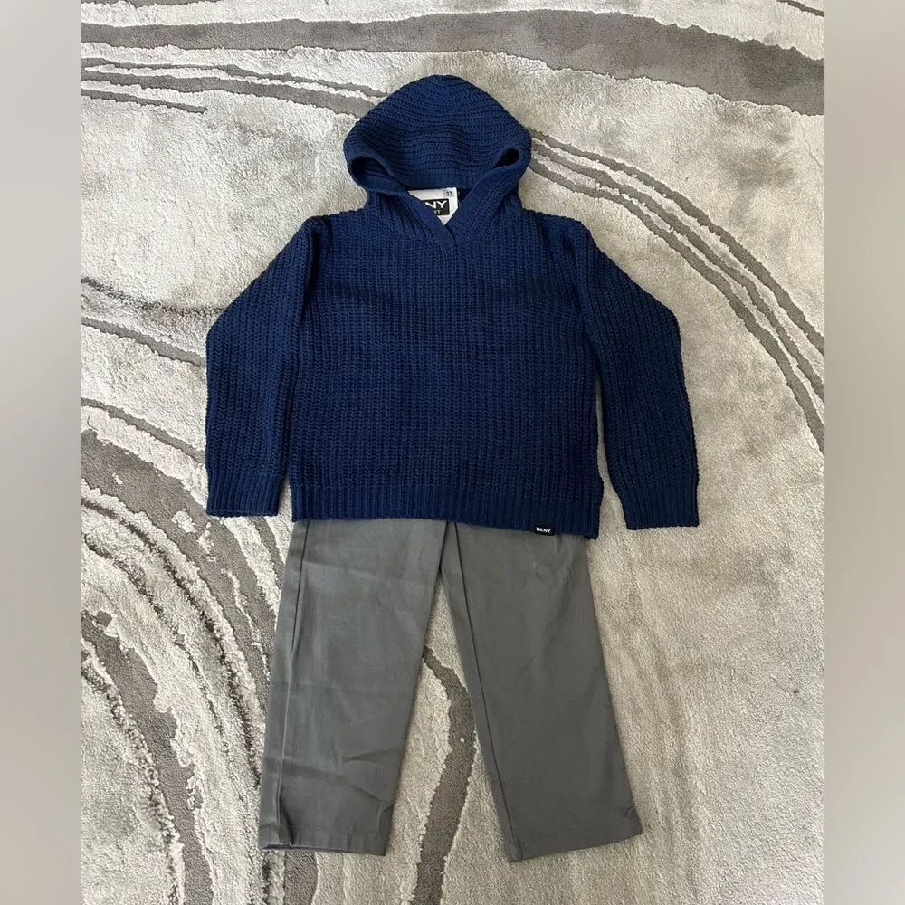 DKNY Boys 2 Piece Set
